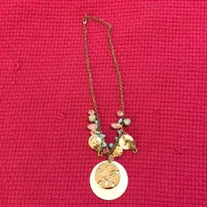 Short sand dollar/seahorse charm necklace
